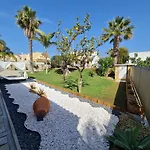 Duartes Villa Altura