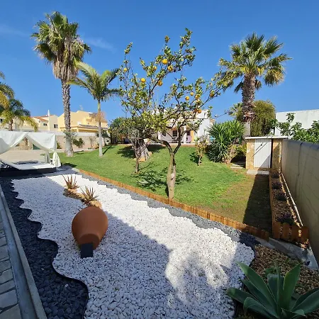 Duartes Villa Altura