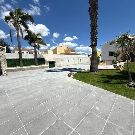 Duartes Villa Altura